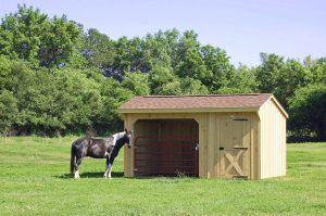 5 Advantages of a Portable Run-In Shed - Deer Creek Structures