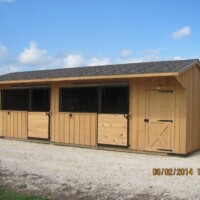 Custom Built Portable Horse Barns in Texas | Deer Creek Structures