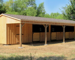 Custom Built Portable Horse Barns in Texas | Deer Creek Structures