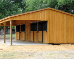 Custom Built Portable Horse Barns in Texas | Deer Creek Structures